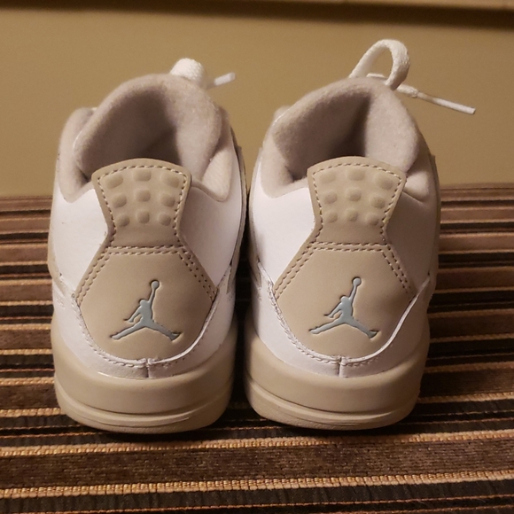 Children's Air Jordan Retro 4 - Picture 3 of 4